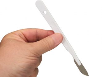Scalpel, Disposable, Non-Sterile, No. 4 Plastic Handle with No. 22 Blade