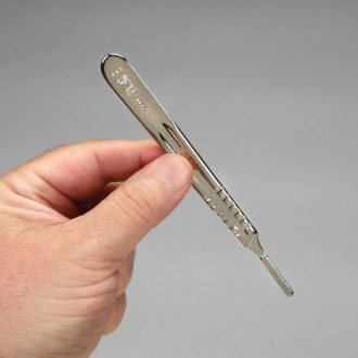 Surgeon's Scalpel Handle, No. 4, Chrome, Uses Blades No. 20-25
