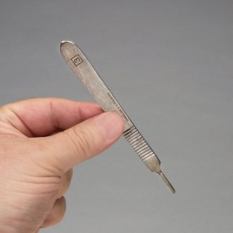 Scalpel Handle, Economy, No. 3, Stainless Steel, Uses Blades No. 10-15
