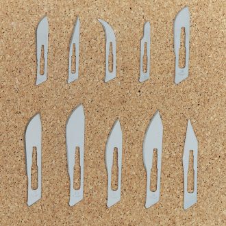 Scalpel Blades, Carbon Steel, Nonsterile, No. 21, Fits Handle No. 4, Pack of 4