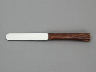 Spatula with 3 x 9/16'' Blade