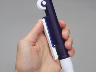 Fast-Release Pipet Pump II, 2 mL (blue)
