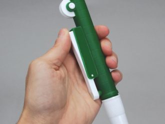 Fast-Release Pipet Pump II, 10 mL (green)