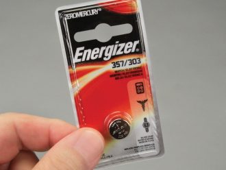 Button Battery, Silver Oxide, 1.5 V